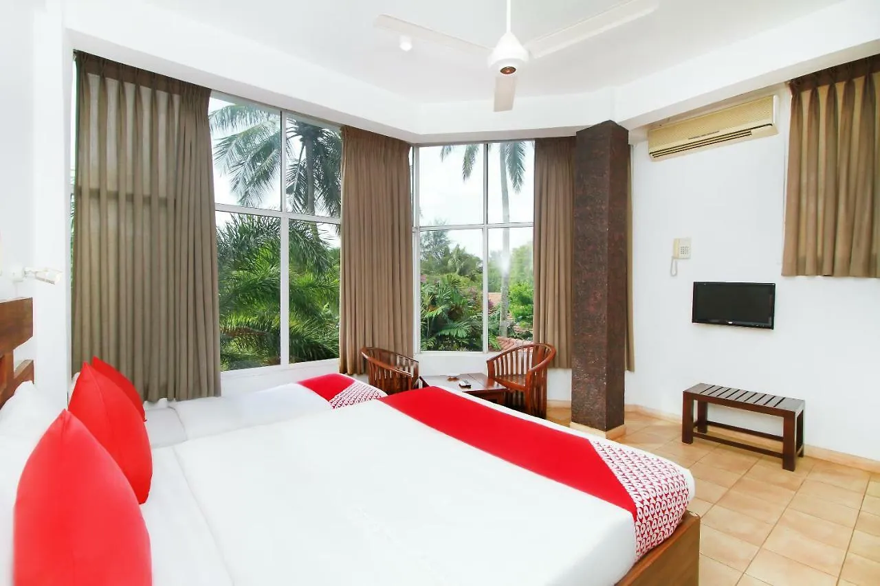 Maple Leaf Hotel Negombo