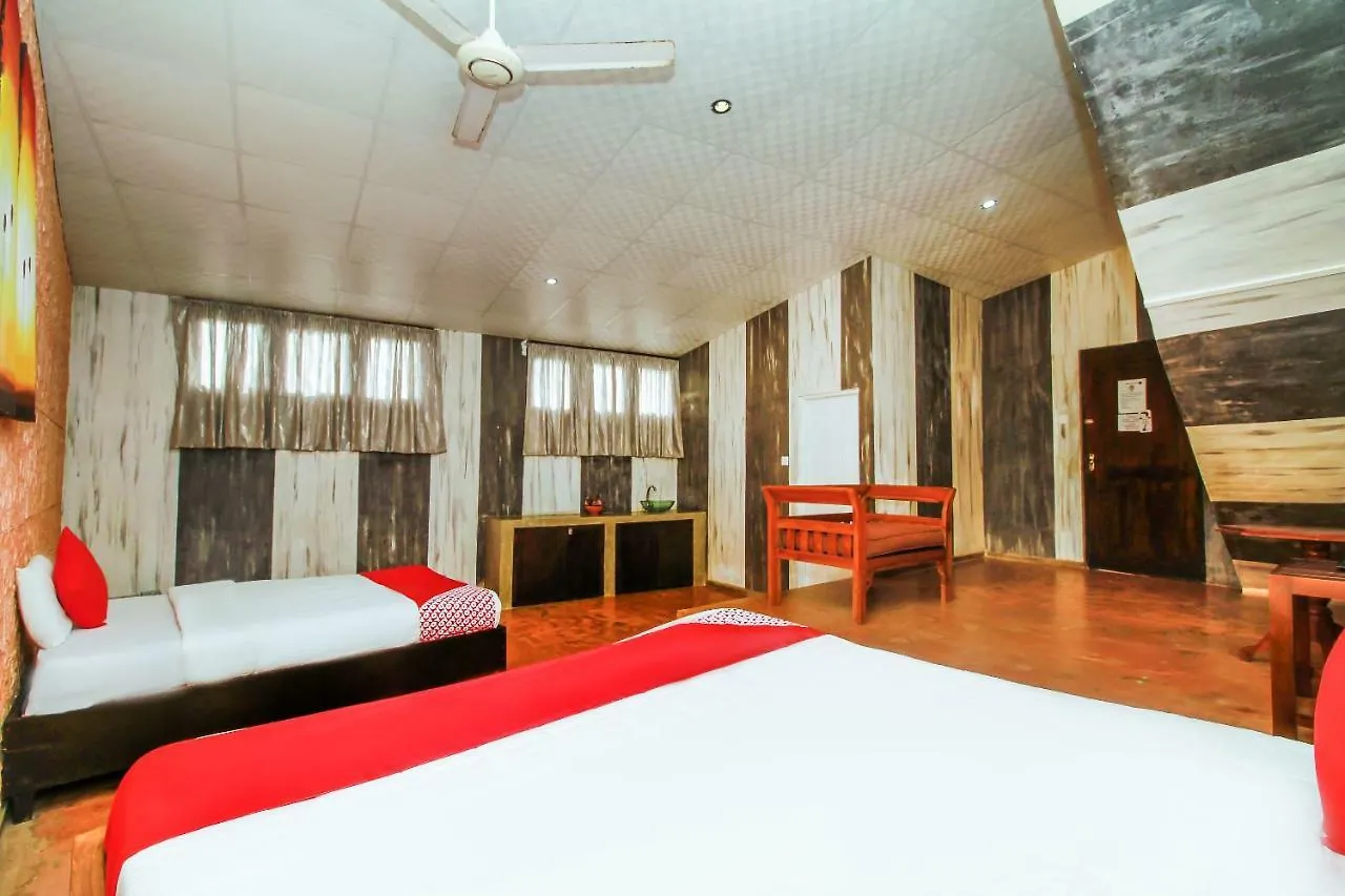 Maple Leaf Hotel Negombo